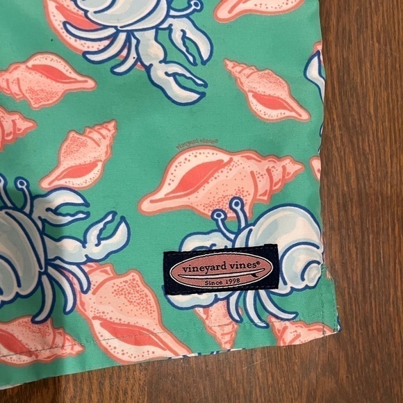 Vineyard Vines | Swim Trunks Beach Print Men's Size Small (8 - 10) surfing E - Picture 4 of 6